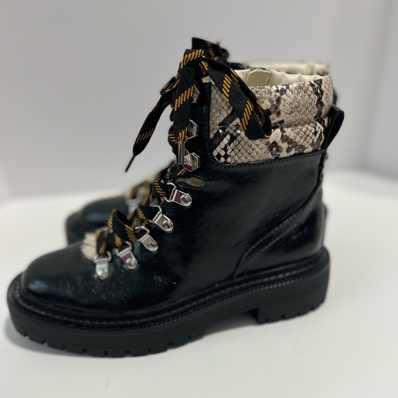 Circus by Sam Edelman Flora Lug Sole Black Furr Lace Up Ankle Boots Sz 6 - Picture 7 of 15